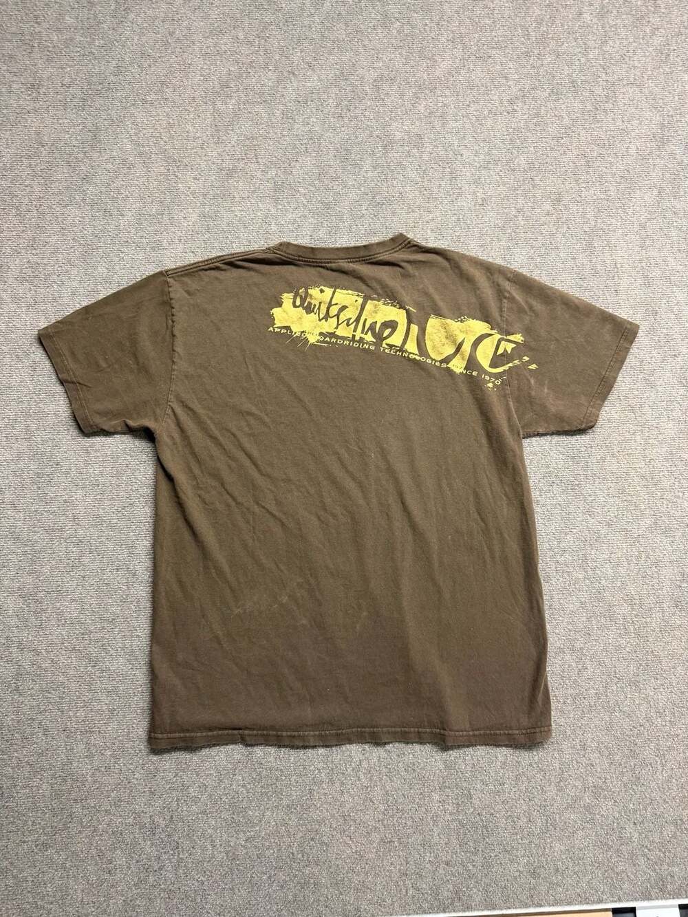 Quiksilver T-Shirt Brown Graphic Tee